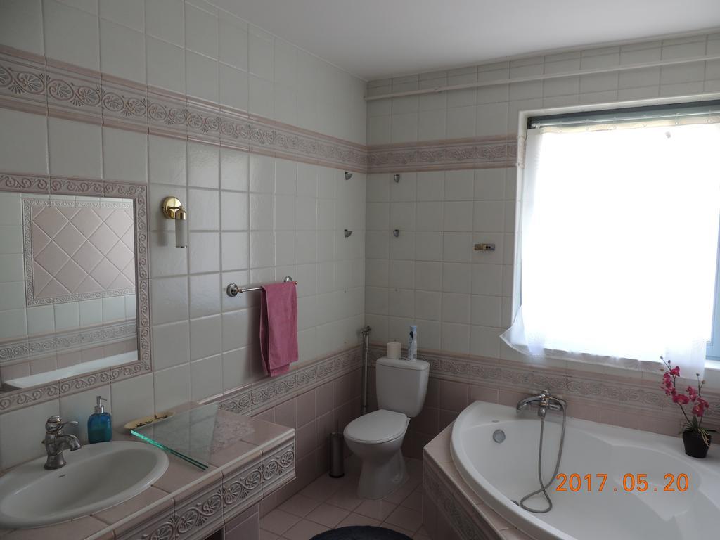 Eszter Apartman Eger Exterior foto